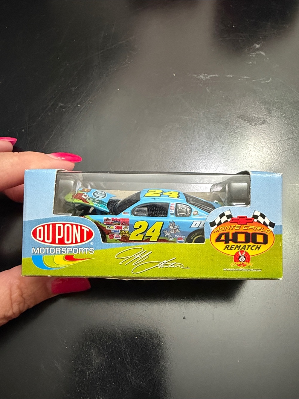 #24 Looney Tunes Jeff Gordon collectible car
